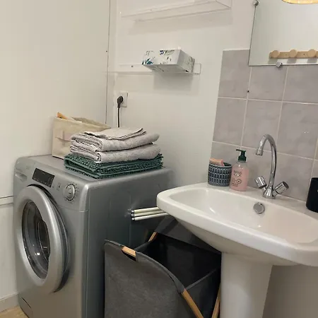 Proche Gare 公寓 拉瓦勒