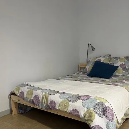 Proche Gare 拉瓦勒